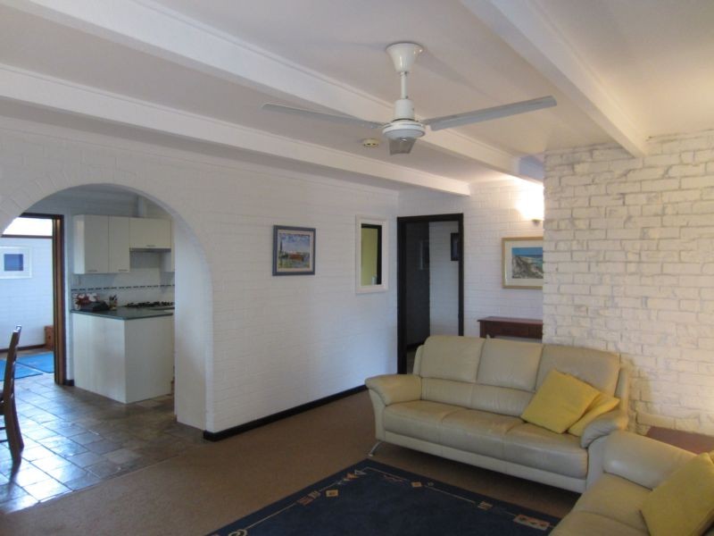 72 Lynn Street, Trigg WA 6029