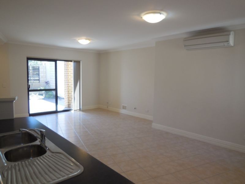 A/33 Boronia Street, Innaloo WA 6018