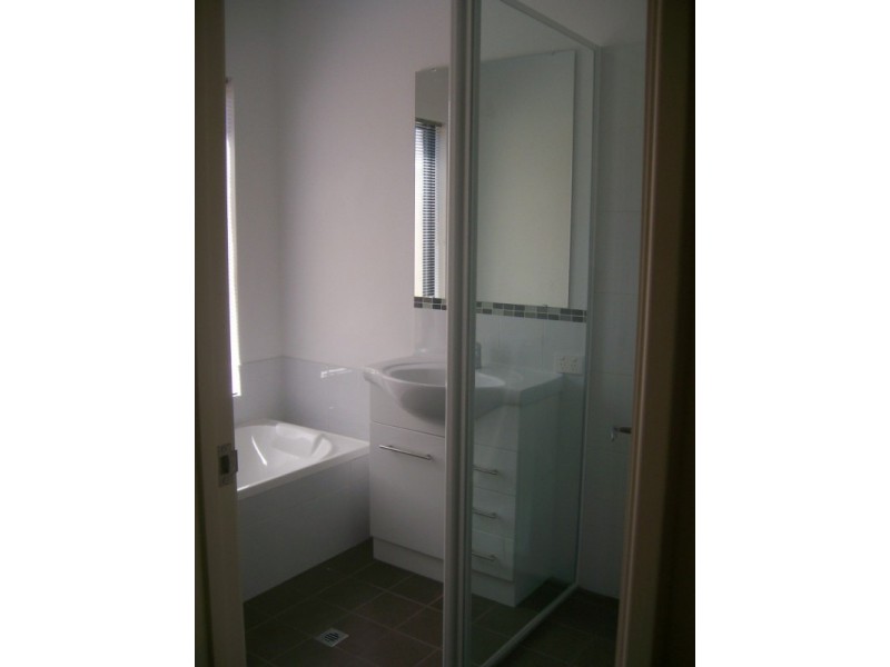 25B Eden Street, Innaloo WA 6018