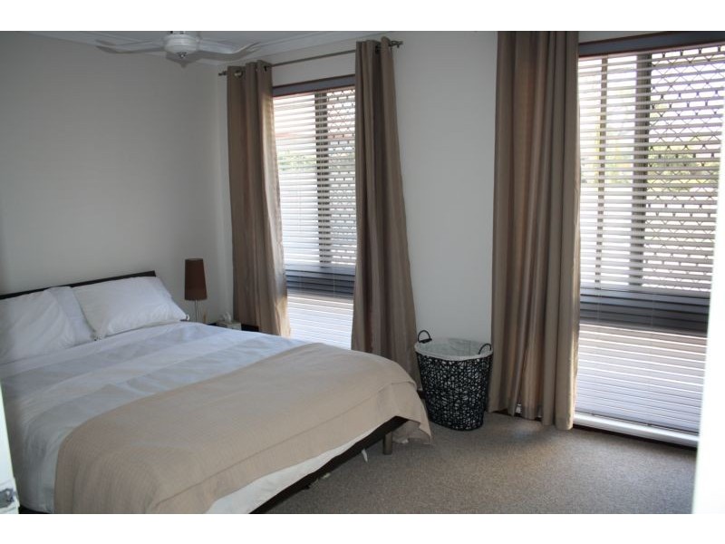 069 Vickers Street, Hamersley WA 6022