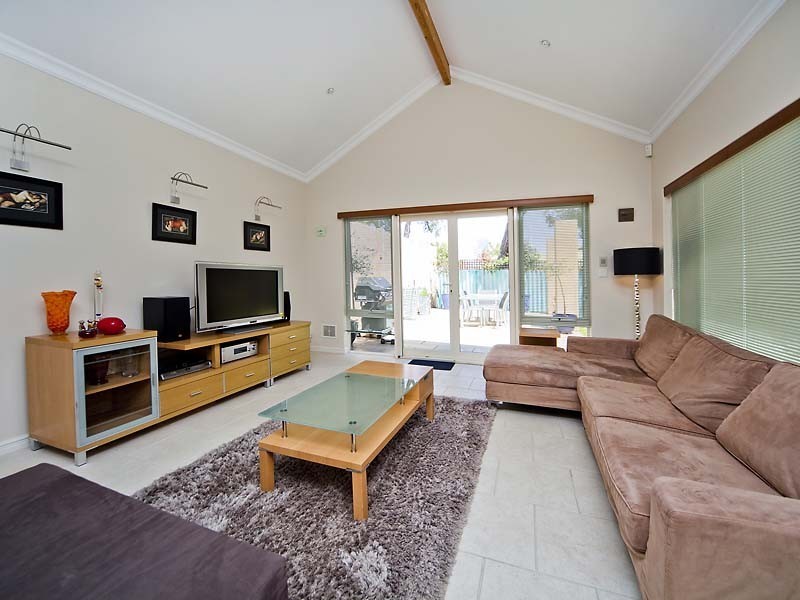 27A Francis Avenue, Karrinyup WA 6018