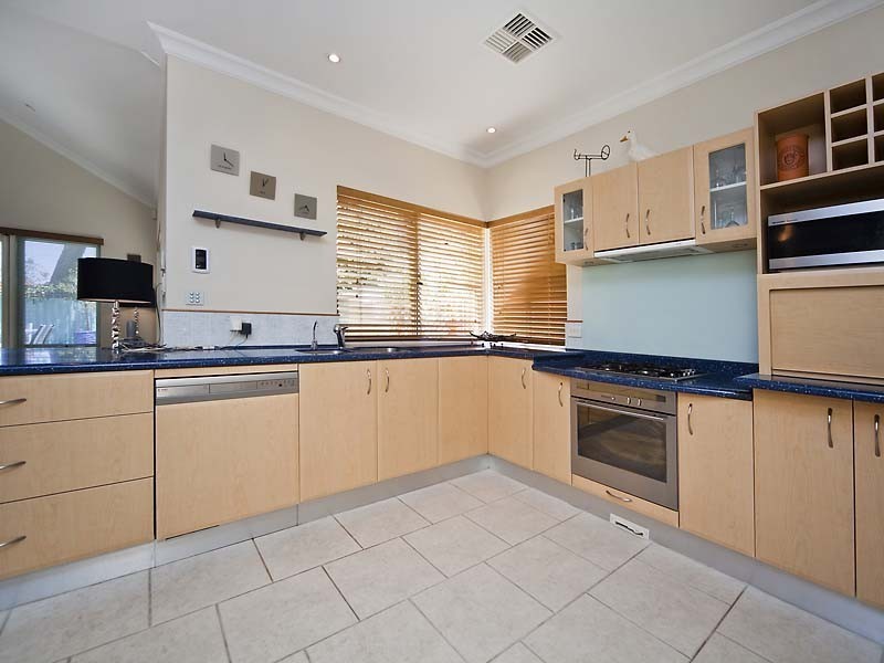 27A Francis Avenue, Karrinyup WA 6018