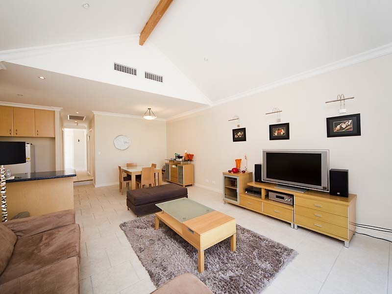 27A Francis Avenue, Karrinyup WA 6018