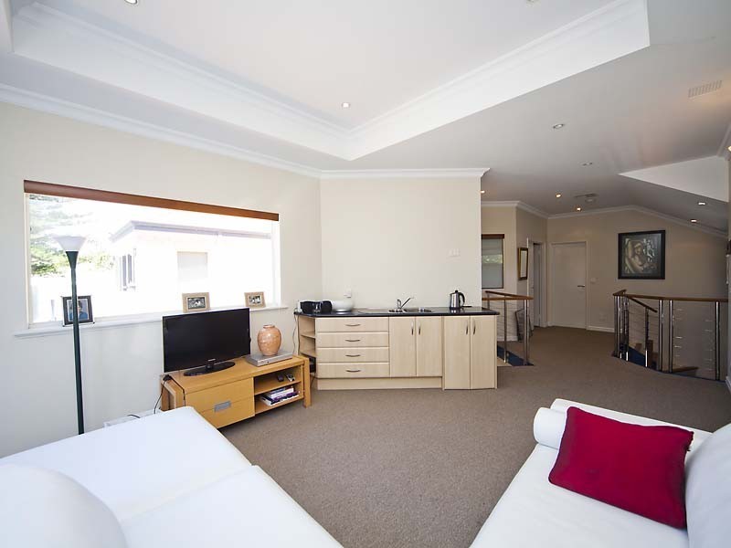 27A Francis Avenue, Karrinyup WA 6018