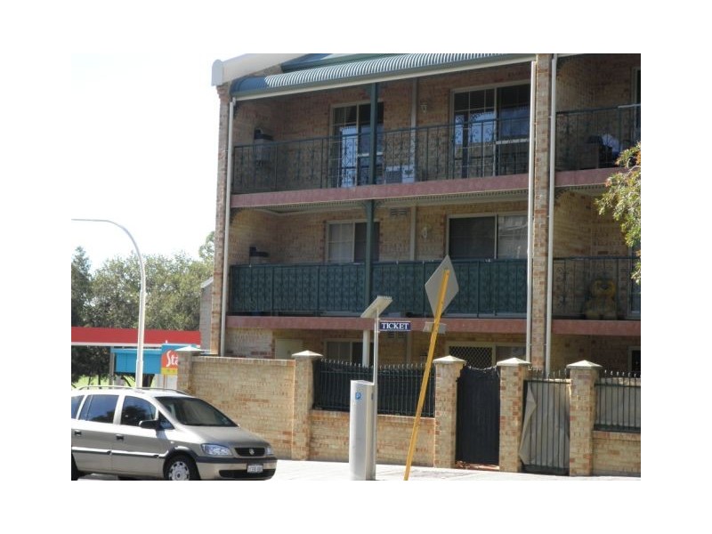 64/30 Bishops Row, East Perth WA 6004