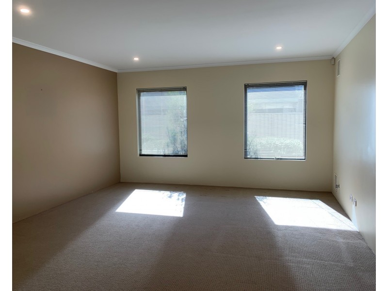 2/24 Bates Road, Innaloo WA 6018