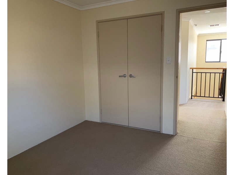 2/24 Bates Road, Innaloo WA 6018