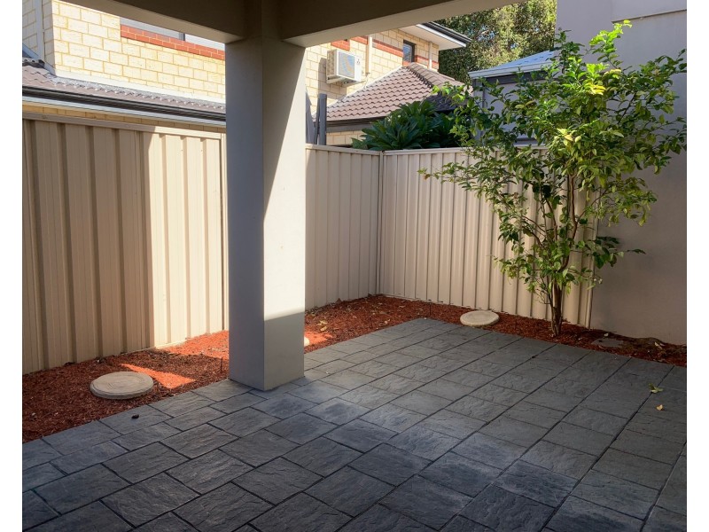 2/24 Bates Road, Innaloo WA 6018