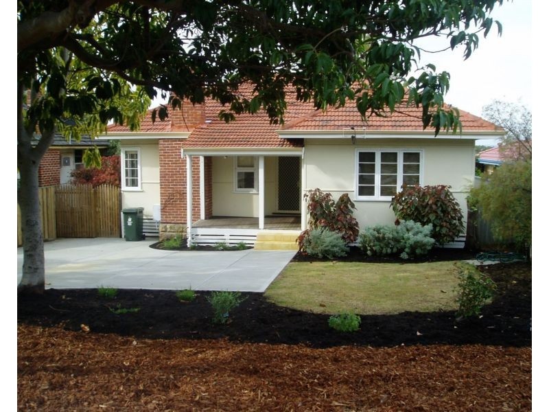 208 Alice Street, Doubleview WA 6018