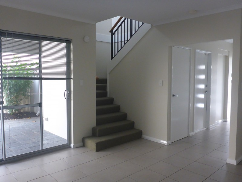 B/101 Beatrice Street, Innaloo WA 6018