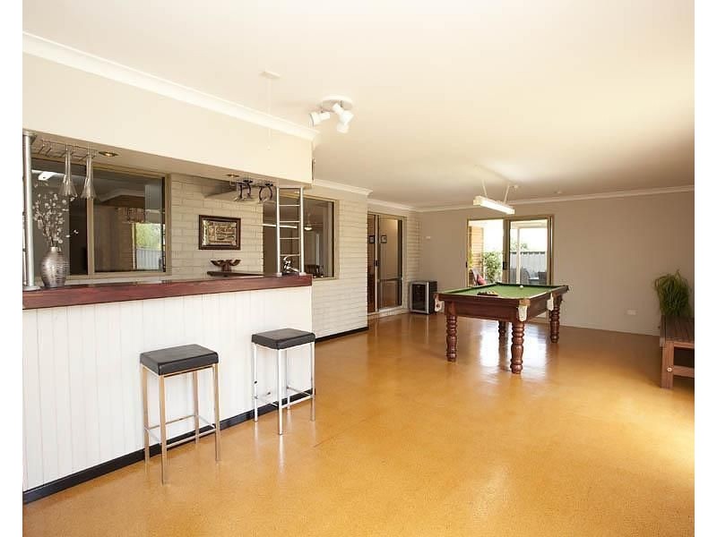 6 Success Street, Beldon WA 6027