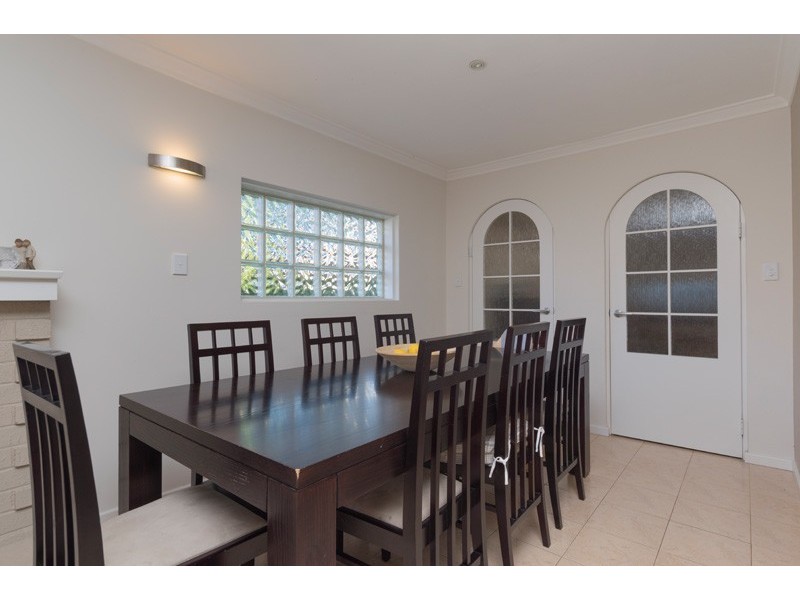 17 Burroughs Road, Karrinyup WA 6018