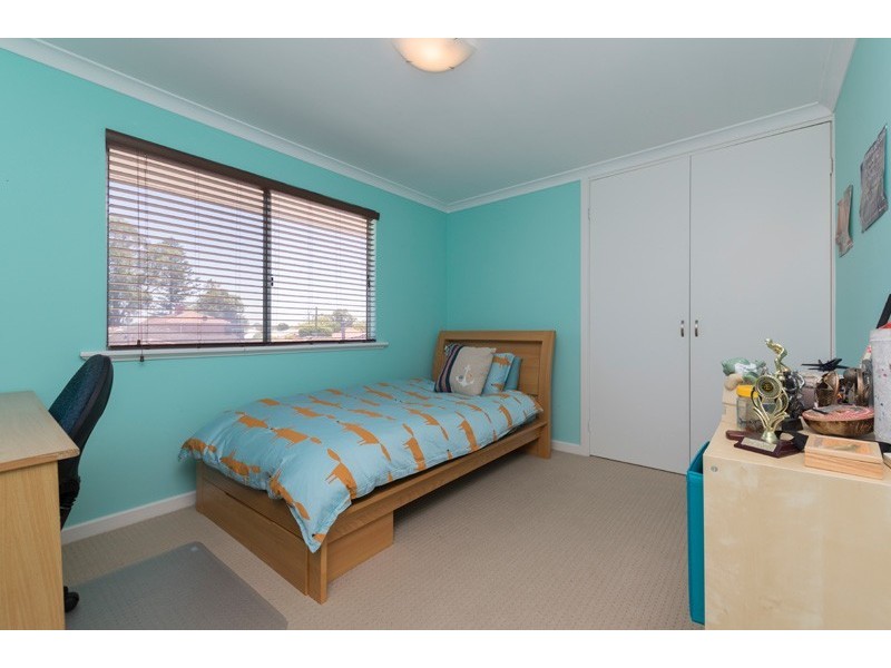 17 Burroughs Road, Karrinyup WA 6018