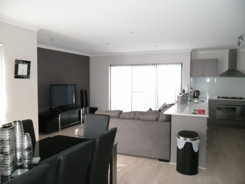 16B Thrall Street, Innaloo WA 6018