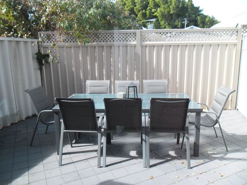 16B Thrall Street, Innaloo WA 6018