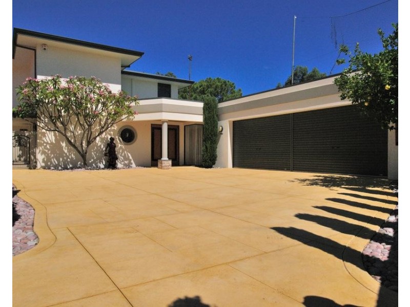 26 Allanson Retreat, Gwelup WA 6018