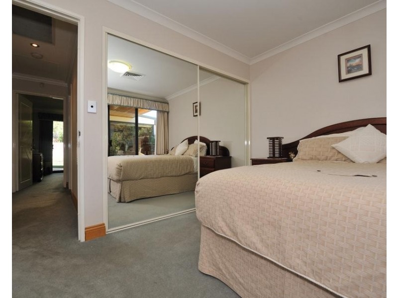 26 Allanson Retreat, Gwelup WA 6018