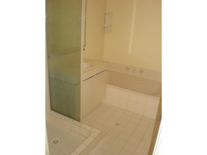 St James WA 6102
