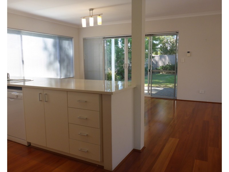 7 Somerton Road, Karrinyup WA 6018