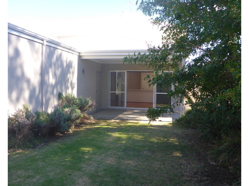 7 Somerton Road, Karrinyup WA 6018