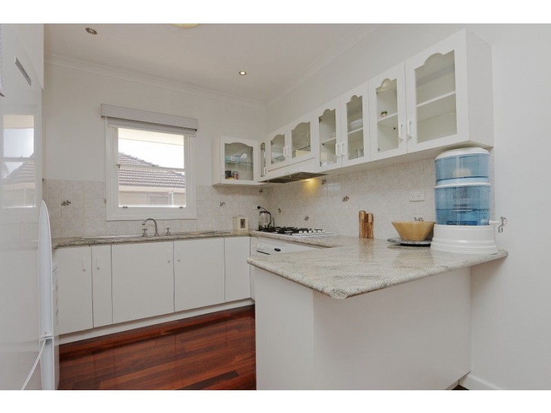 18 Paine Court, Karrinyup WA 6018