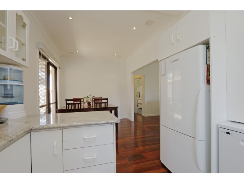 18 Paine Court, Karrinyup WA 6018