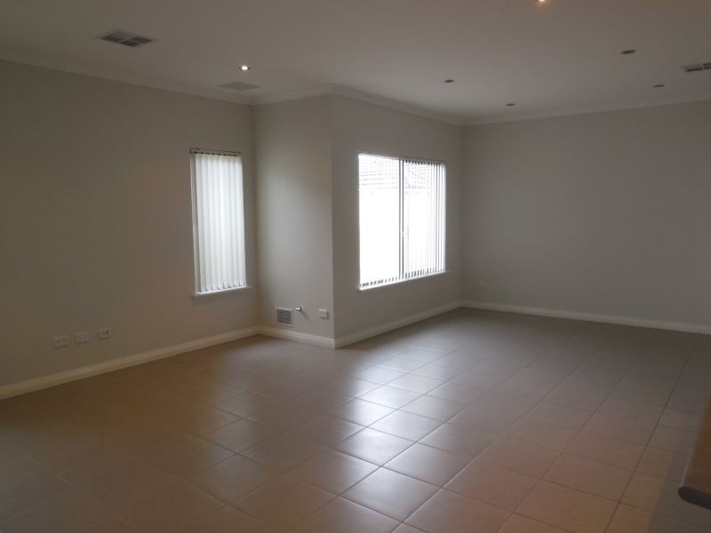 D/37 Hamilton Street, Stirling WA 6021