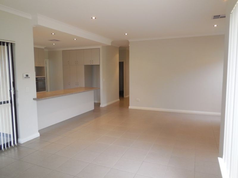 D/37 Hamilton Street, Stirling WA 6021