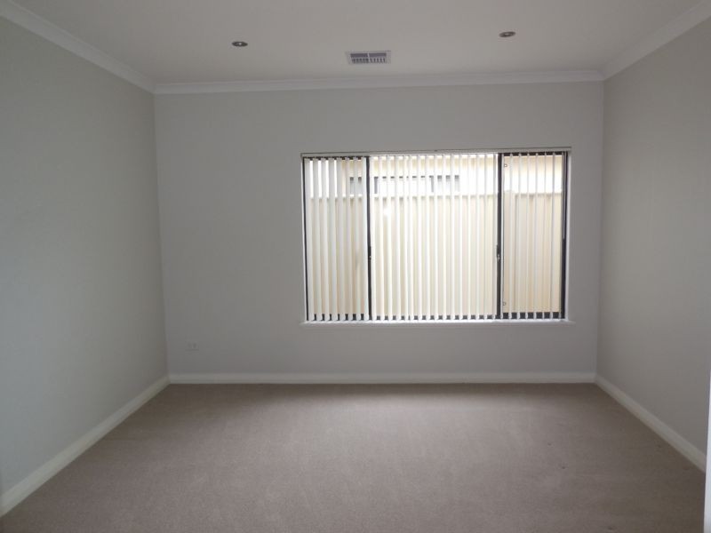 D/37 Hamilton Street, Stirling WA 6021