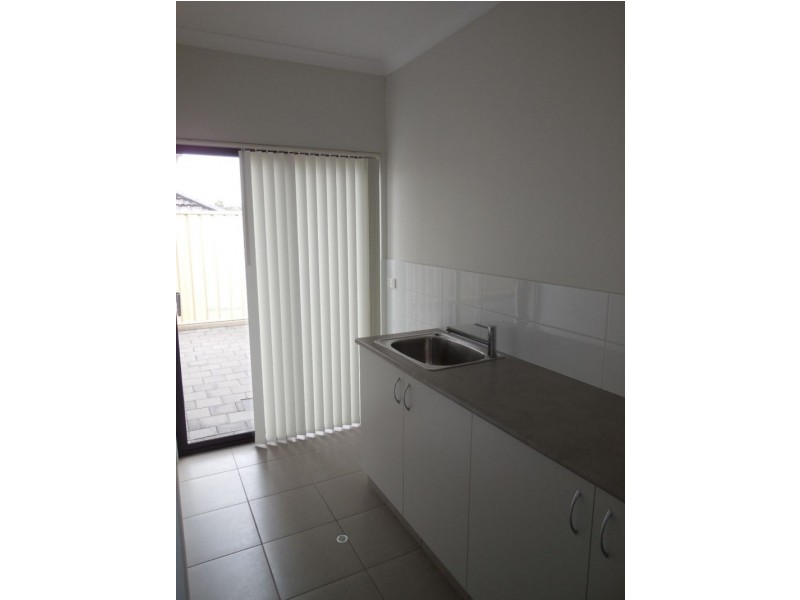 D/37 Hamilton Street, Stirling WA 6021