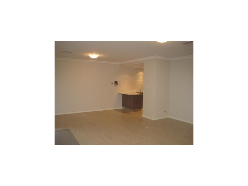 10B Shaw Road, Innaloo WA 6018