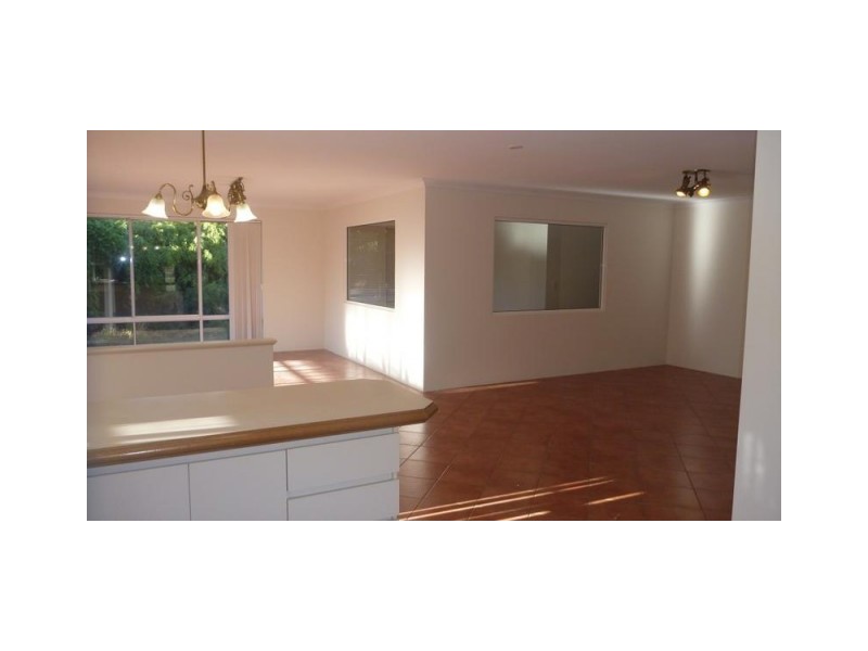 3 Bennevis Turn, Kinross WA 6028