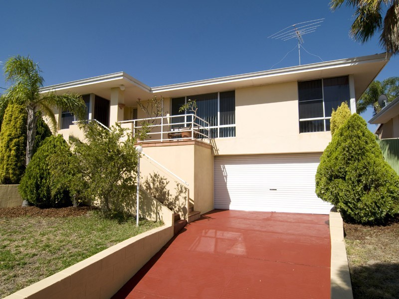 Karrinyup WA 6018