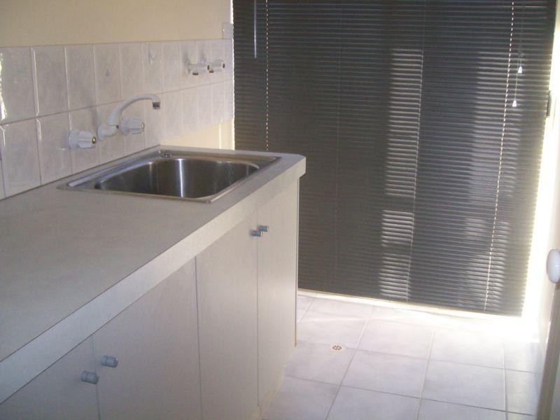 1/170 Grand Promenade, Doubleview WA 6018