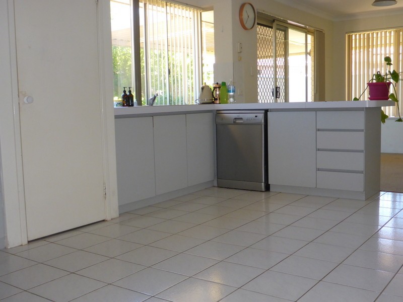 B/16 Yardarm Court, Ocean Reef WA 6027