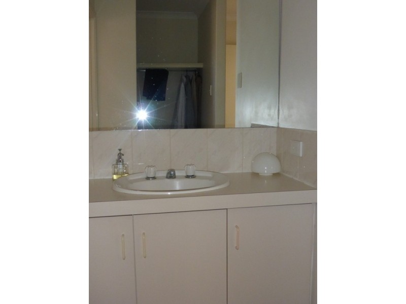 B/16 Yardarm Court, Ocean Reef WA 6027