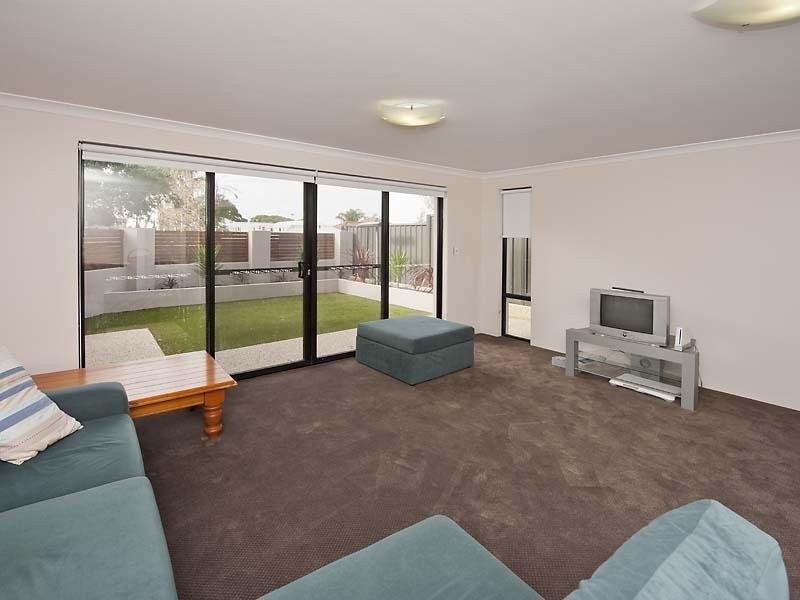 Doubleview WA 6018