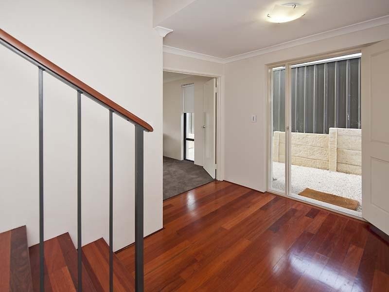 Doubleview WA 6018