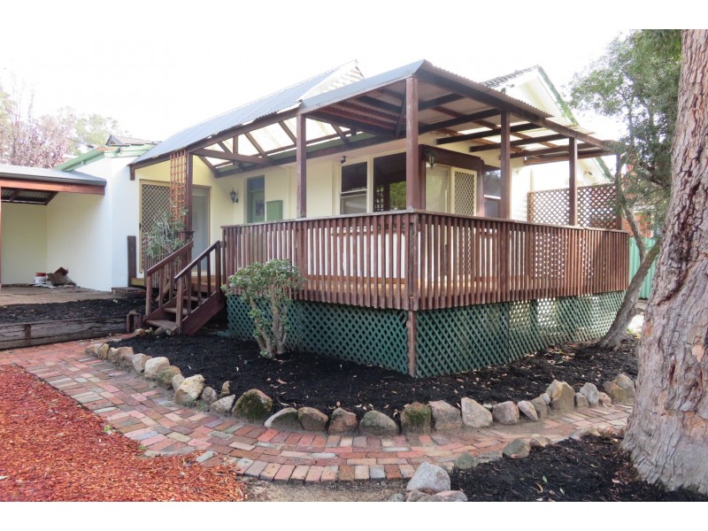 13 Ramsay Street, Karrinyup WA 6018