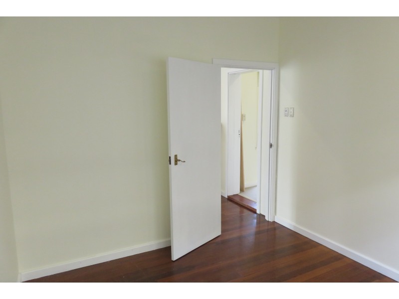 13 Ramsay Street, Karrinyup WA 6018