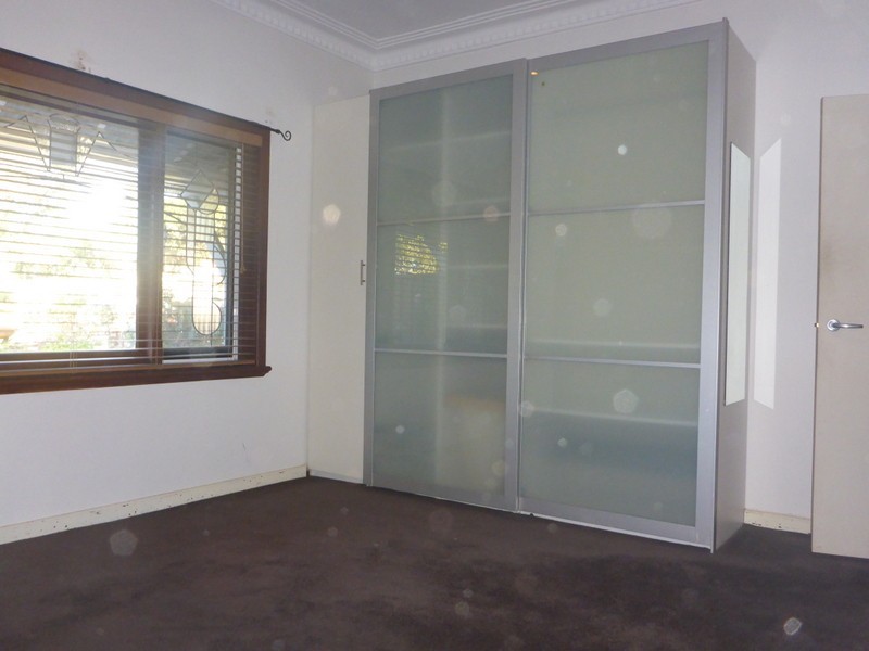 15 Lynton Street, Doubleview WA 6018