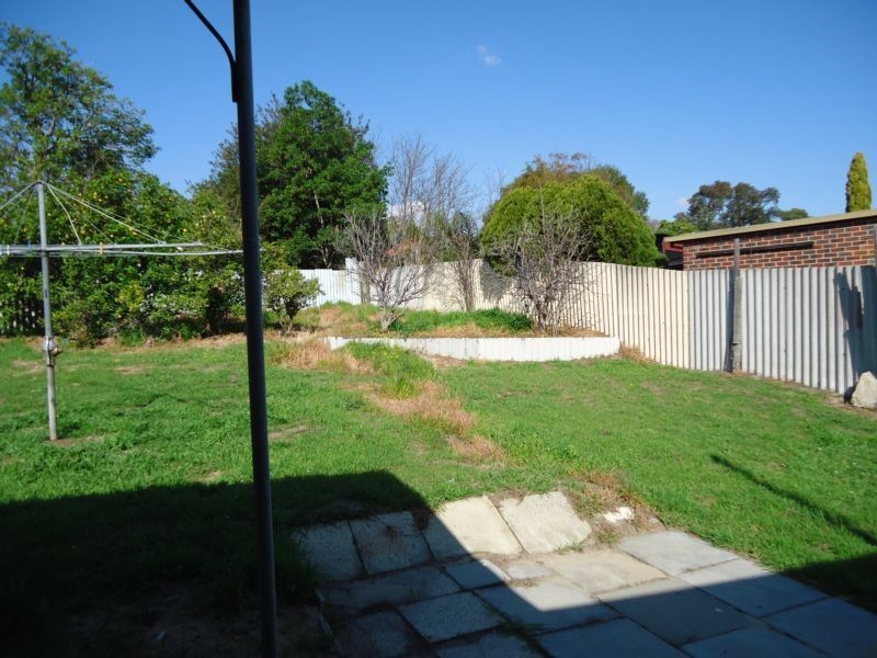 1 Shelbred Way, Westminster WA 6061