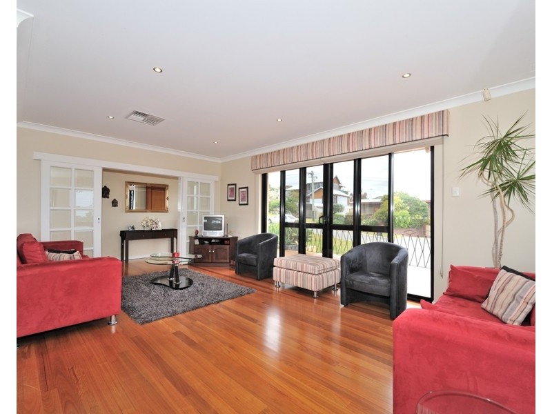Karrinyup WA 6018