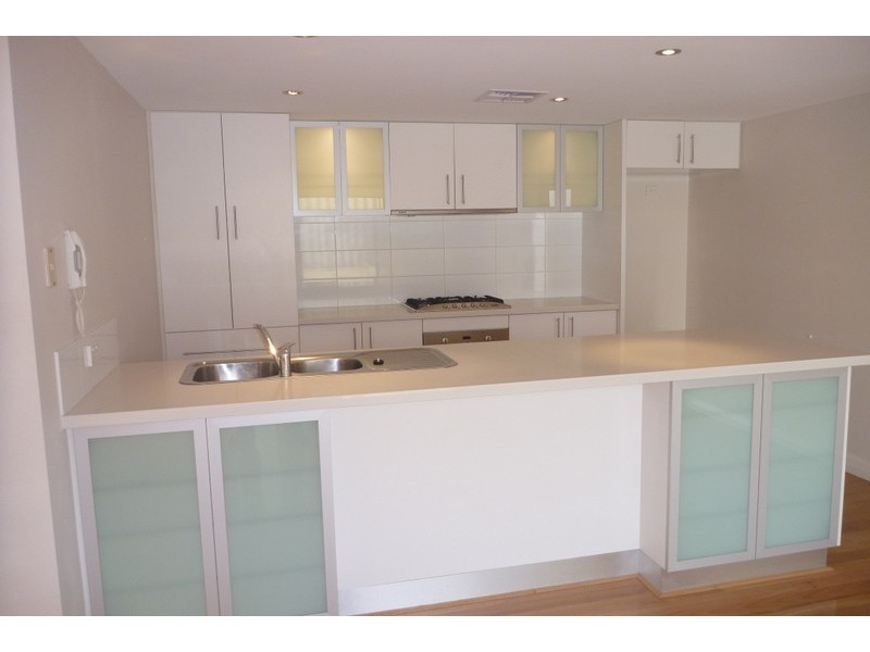 2/95 Gildercliffe Street, Scarborough WA 6019