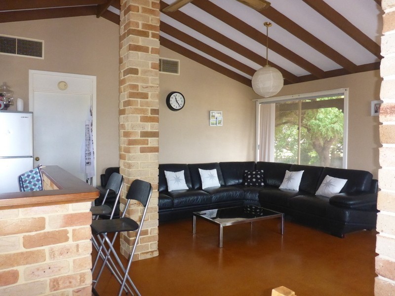 2 Walton Place, Quinns Rocks WA 6030