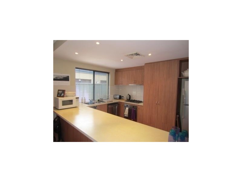 33B Shaw Road, Innaloo WA 6018