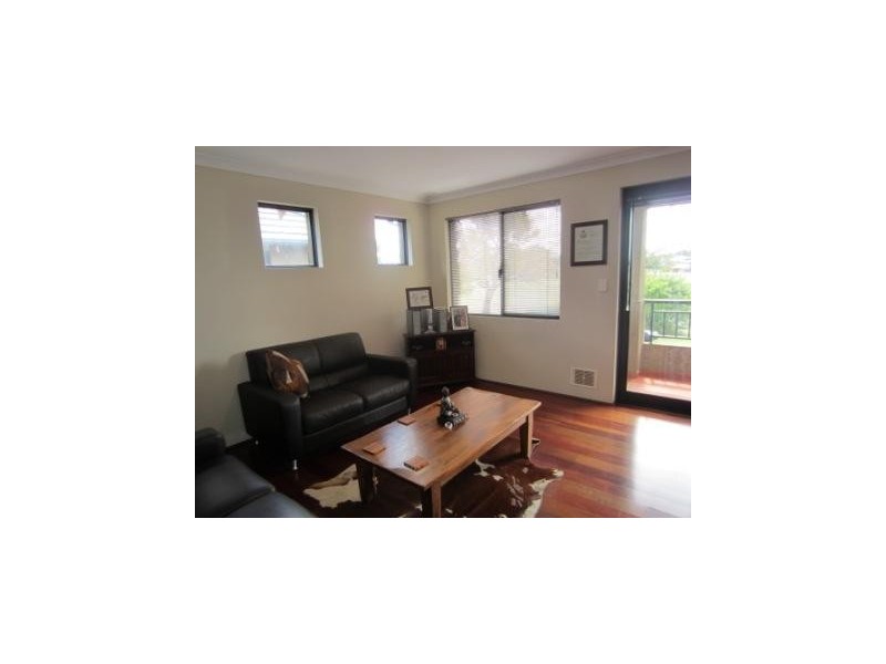 33B Shaw Road, Innaloo WA 6018