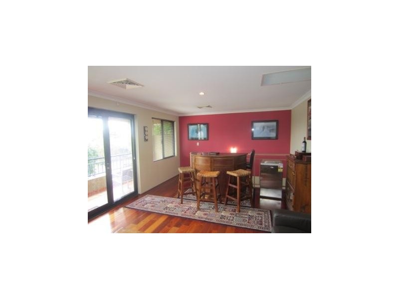 33B Shaw Road, Innaloo WA 6018