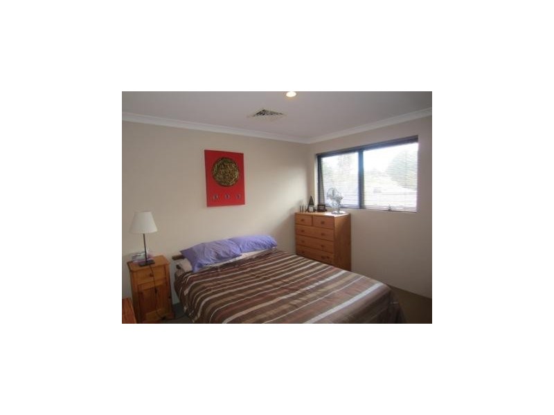 33B Shaw Road, Innaloo WA 6018