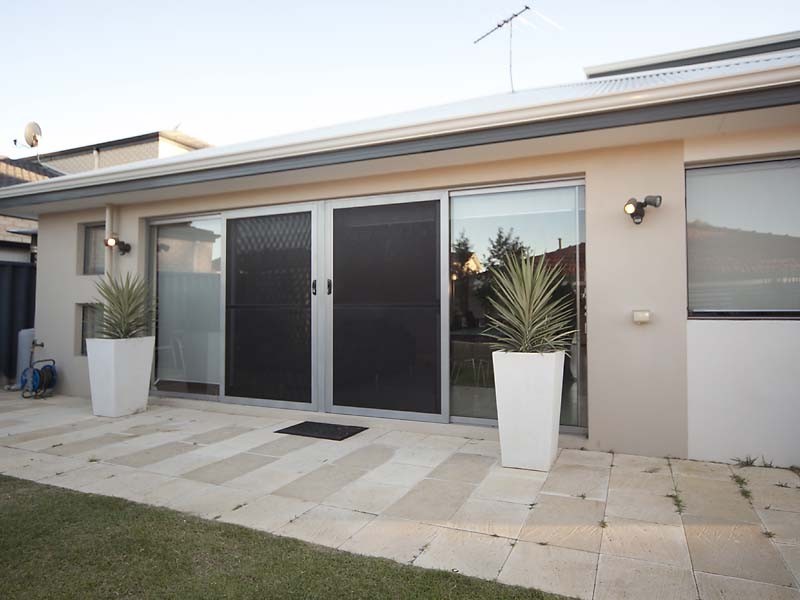 Karrinyup WA 6018